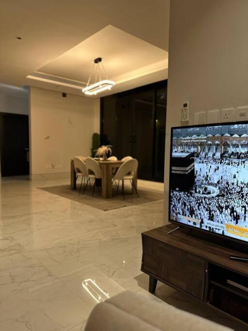 Villa مودرن بمسبح